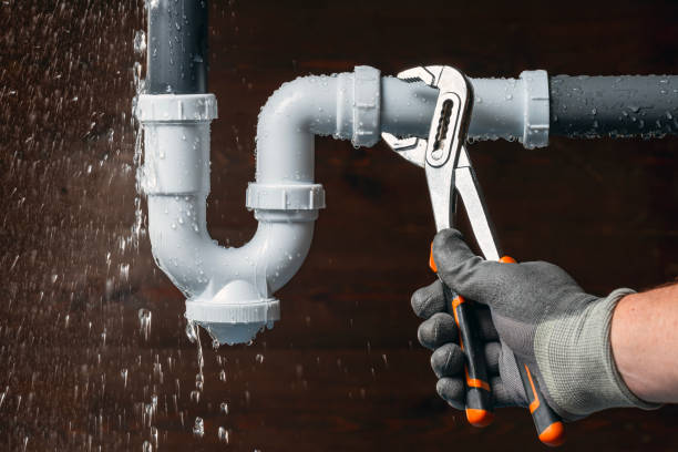 Professional Pipe Repair technician working in Ellsworth, WI